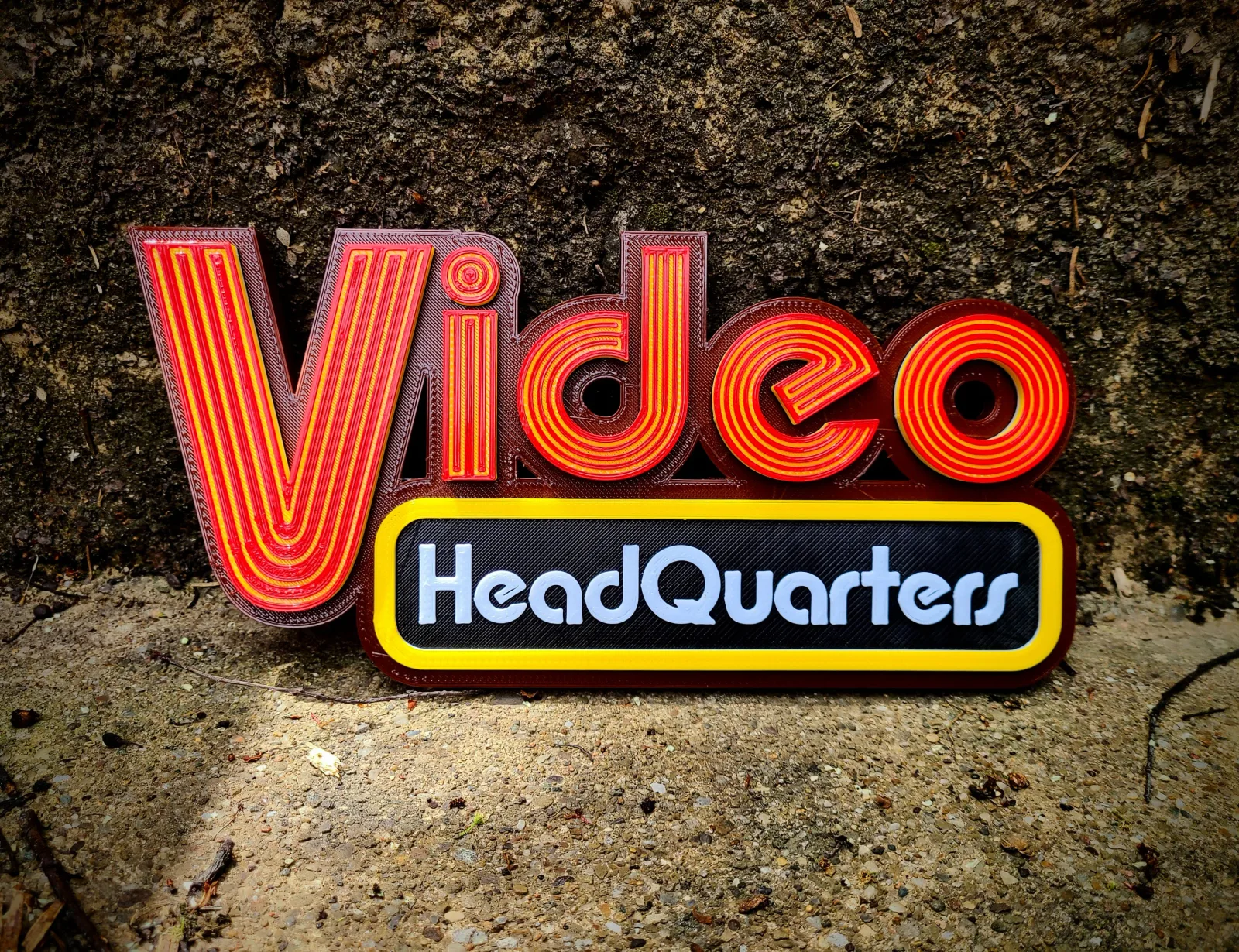 Video HeadQuarters retro 3D-printed sign